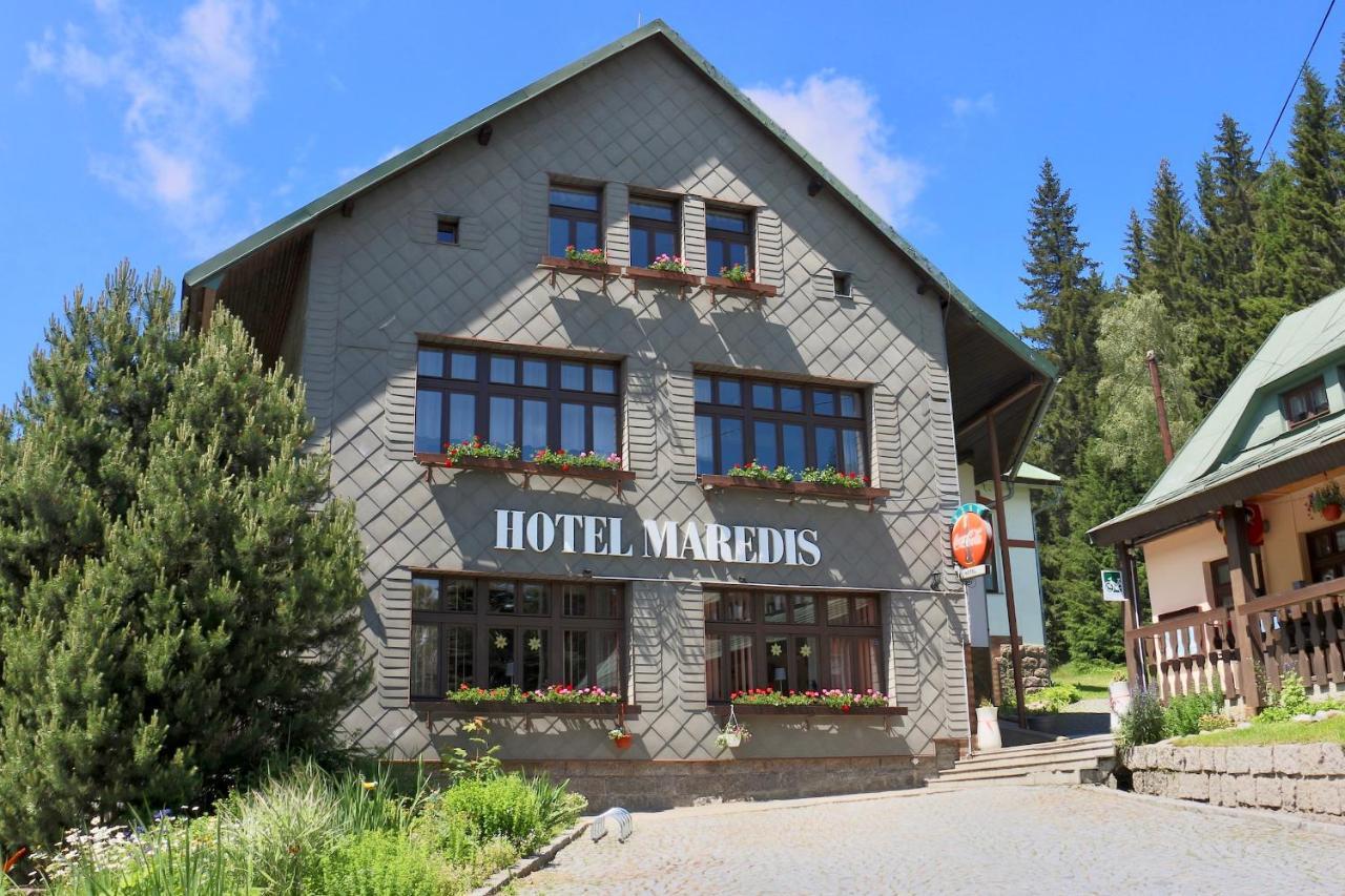 Hotel Maredis Kořenov Buitenkant foto