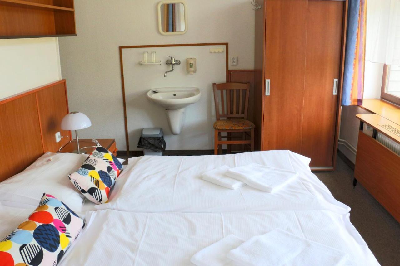 Hotel Maredis Kořenov Buitenkant foto