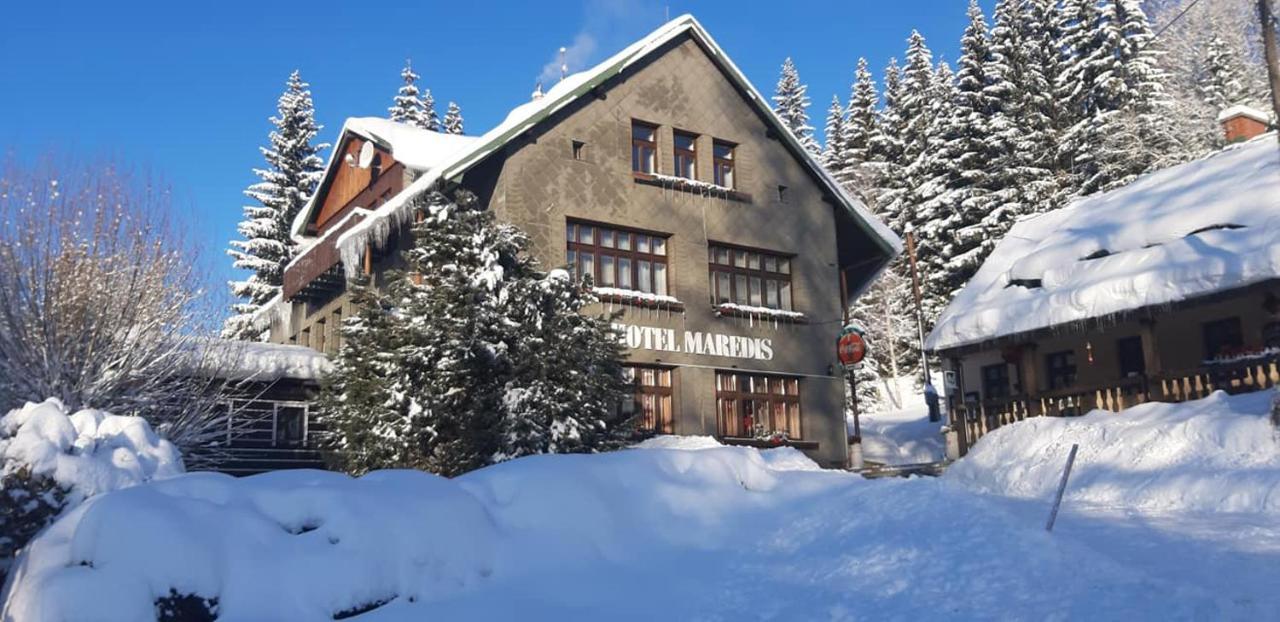 Hotel Maredis Kořenov Buitenkant foto