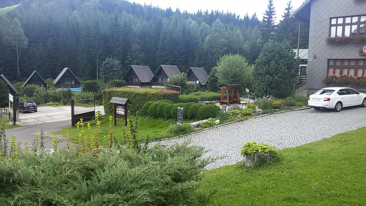 Hotel Maredis Kořenov Buitenkant foto