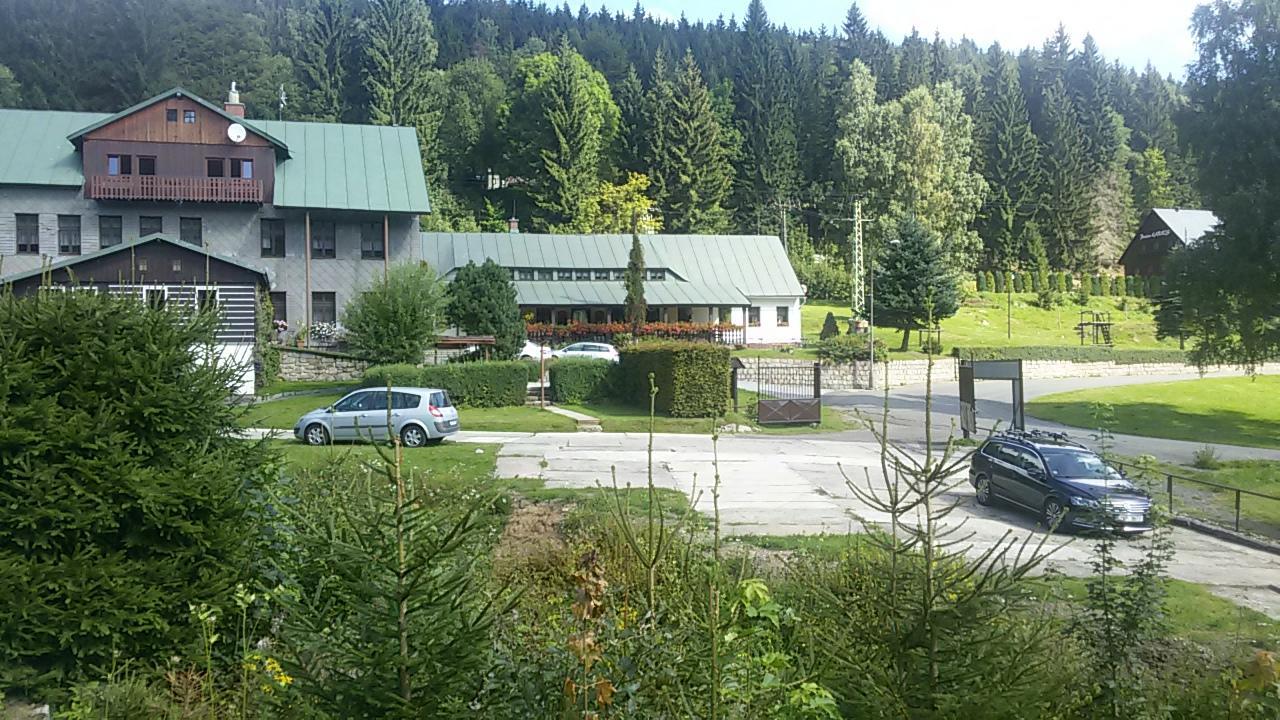 Hotel Maredis Kořenov Buitenkant foto