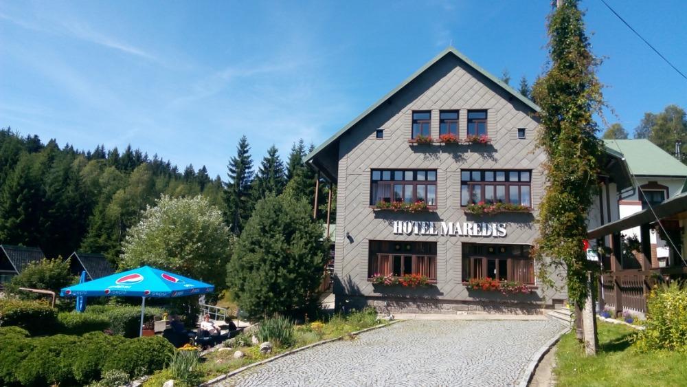 Hotel Maredis Kořenov Buitenkant foto